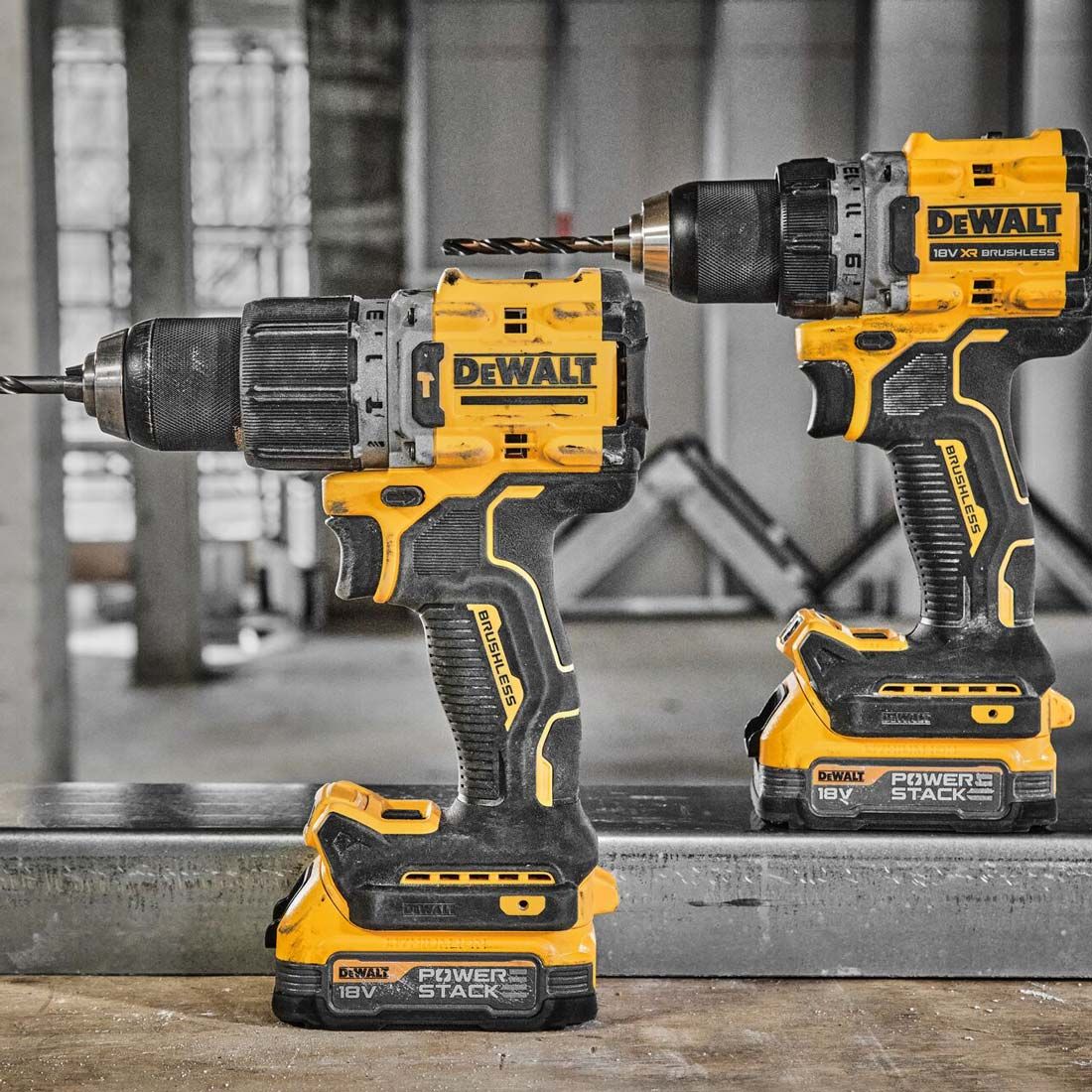 DeWalt DCD805P2T-GB 18V XR Cordless Brushless Combi Hammer Drill, 2x 5Ah, Charger & Case