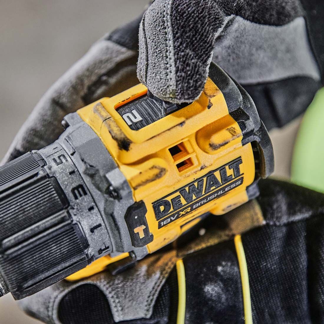 DeWalt DCD805P2T-GB 18V XR Cordless Brushless Combi Hammer Drill, 2x 5Ah, Charger & Case